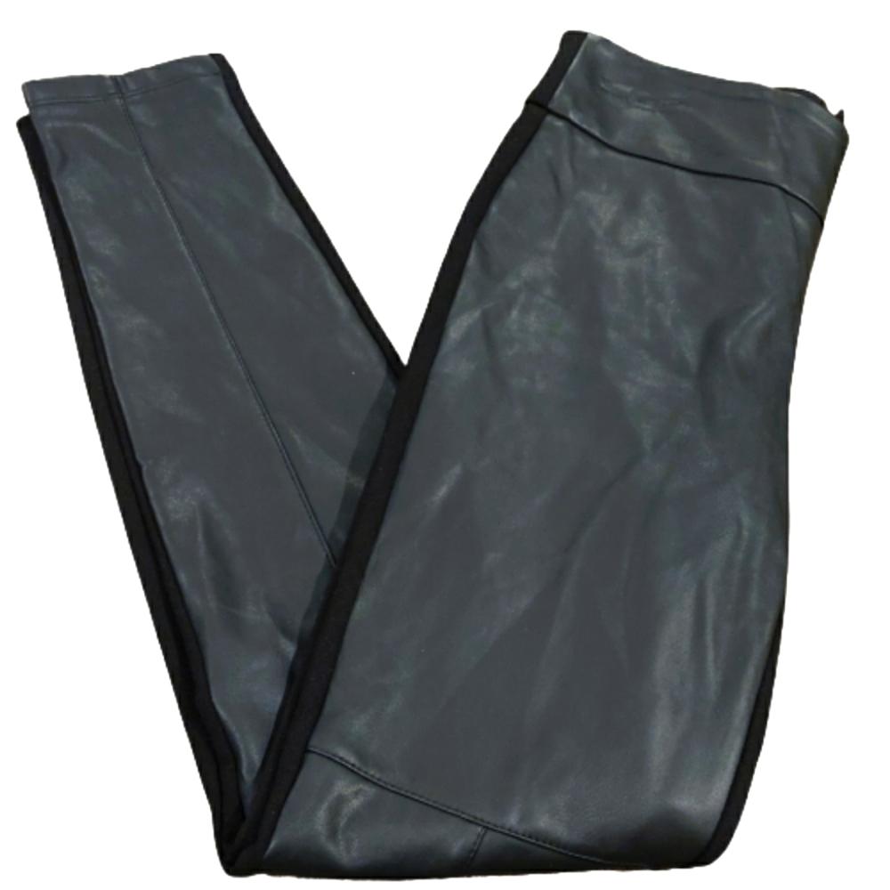 Princess Vera Wang - Faux Leather Leggings